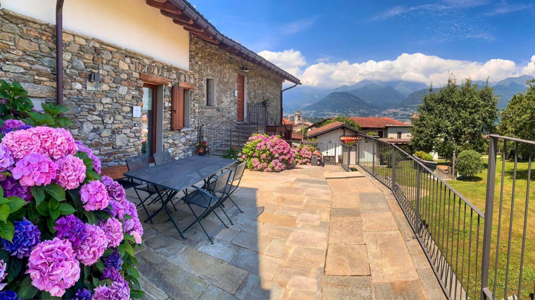 La Volta - Lake Como Heritage Home In Molino Maufet Watermill - Patio On The Garden Colico Bagian luar foto